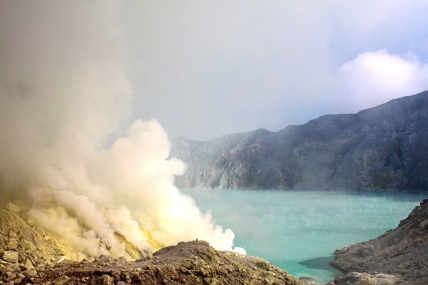 【バリ島発】イジェン山ブルーファイヤー1泊2日 2