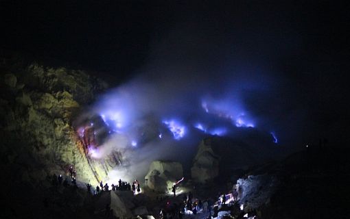 【バリ島発】イジェン山ブルーファイヤー1泊2日