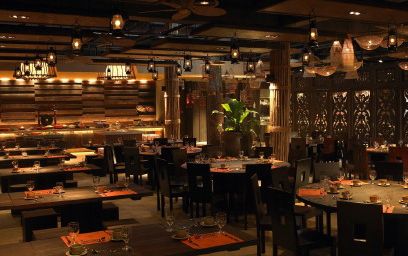 ウルウルレストラン(夕食会場)