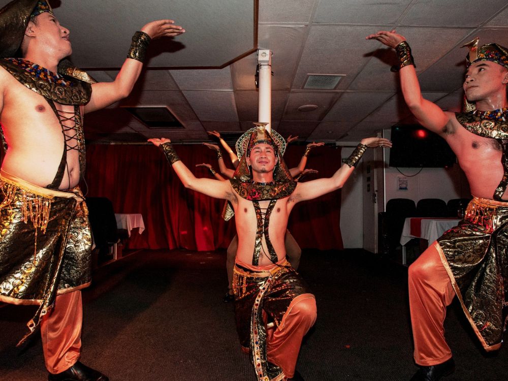 バリハイサンセットディナークルーズ 13