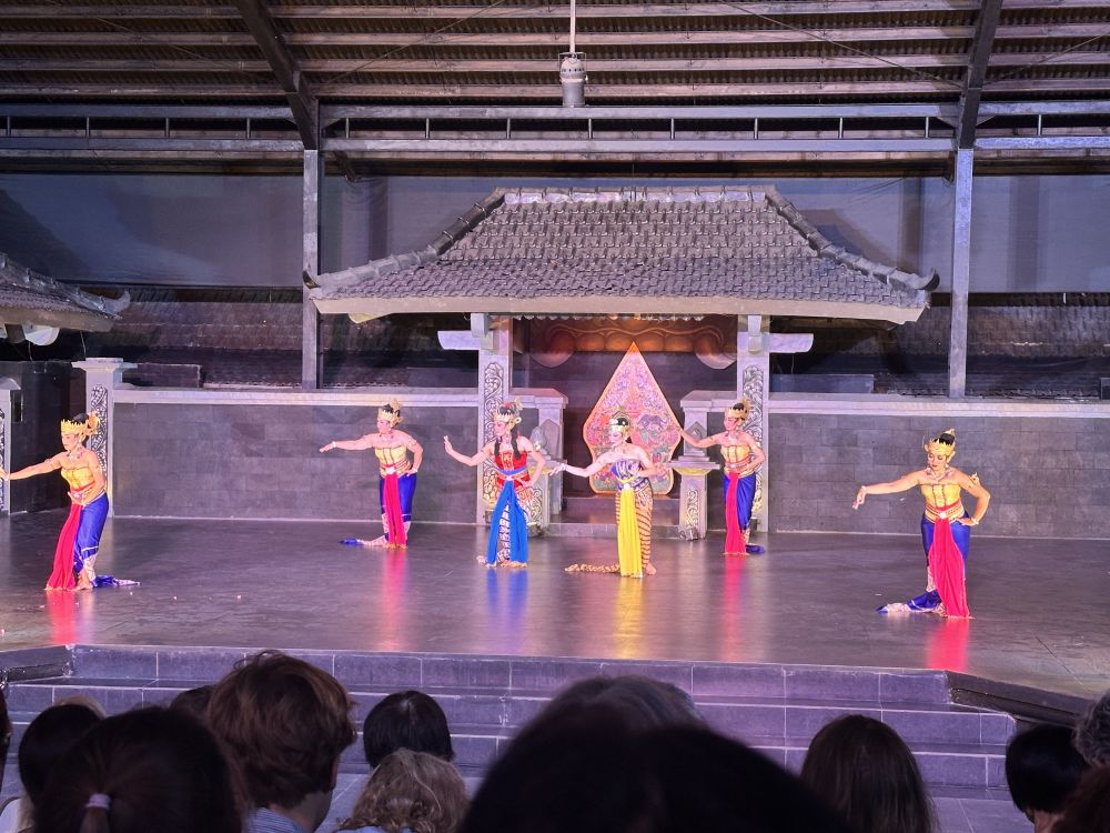 【ジョグジャカルタ発】優雅な夜を満喫！ラマヤナ舞踊鑑賞＆ディナー 1