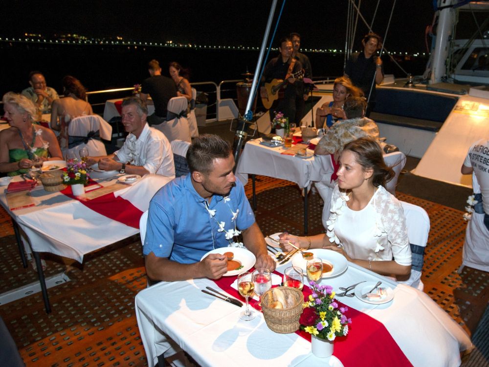 バリハイ　アリストキャット イブニングクルーズ 4