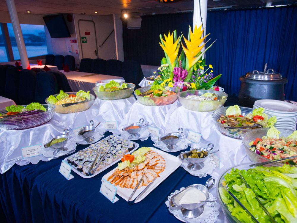 バリハイサンセットディナークルーズ 6