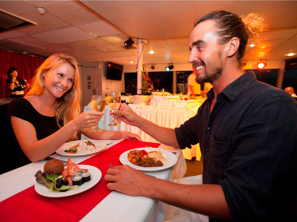 バリハイサンセットディナークルーズ 4