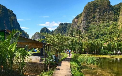 【ジャカルタ発】 秘境・タナトラジャ(スラウェシ島)2泊3日ツアー  10