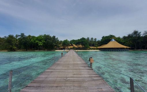 ジャカルタから約2時間プラウスリブにあるパンタラ島1泊2日(週末のみ催行) 2