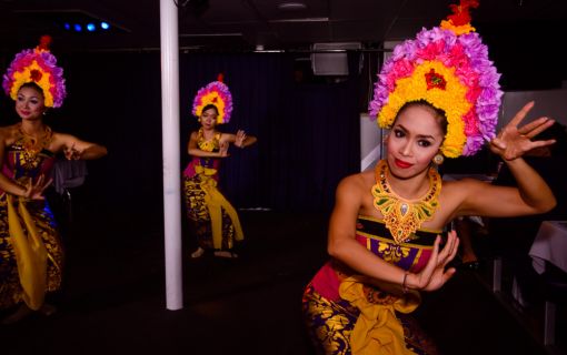 バリハイサンセットディナークルーズ 10