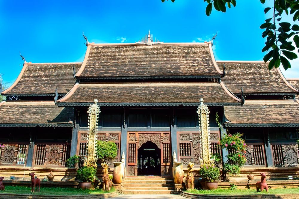 【1日・専用車】チェンマイたっぷり寺院巡り・カオソーイのランチ付き 3