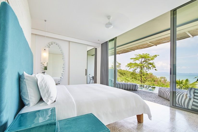 ポイント ヤム バイ コモ