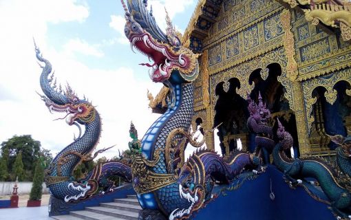 ワット･ロンスアテン (青いお寺)