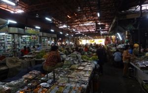 シェムリアップ市内半日観光 オールドマーケットとアンコールスーパー(午前・午後発) 2