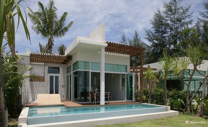 プールスイート