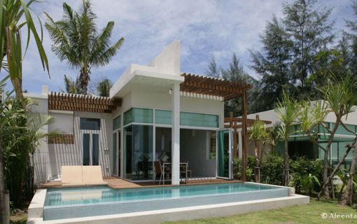 プールスイート