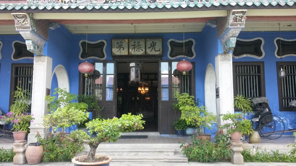 持ち上げることができたら願いが叶う?!　リフティング仏陀と開運ランチ＜午前発半日観光＞ 2