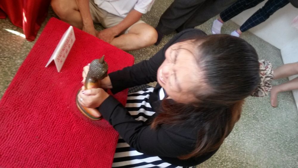 持ち上げることができたら願いが叶う?!　リフティング仏陀と開運ランチ＜午前発半日観光＞ 1