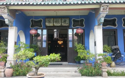 持ち上げることができたら願いが叶う?!　リフティング仏陀と開運ランチ＜午前発半日観光＞ 2