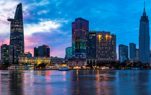 至極のアフタヌーンティー＠ザ・レヴェリーサイゴン 2