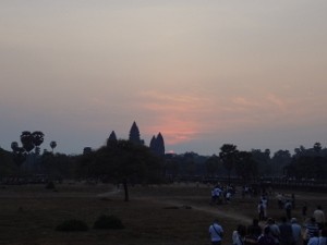 朝日鑑賞の様子