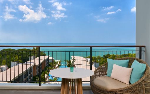 ルネッサンスパタヤ デラックス バルコニー シービュー