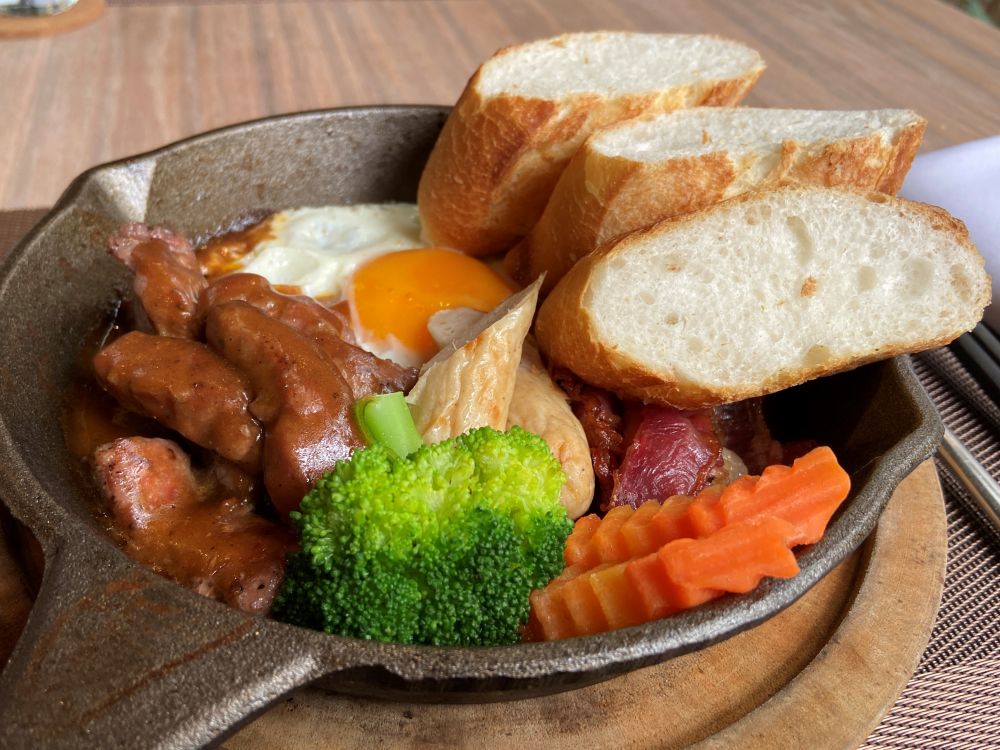 【ハノイ隔離ホテル】フラワーガーデン 4