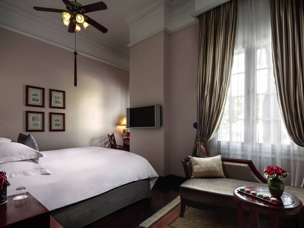 ラグジュアリールーム