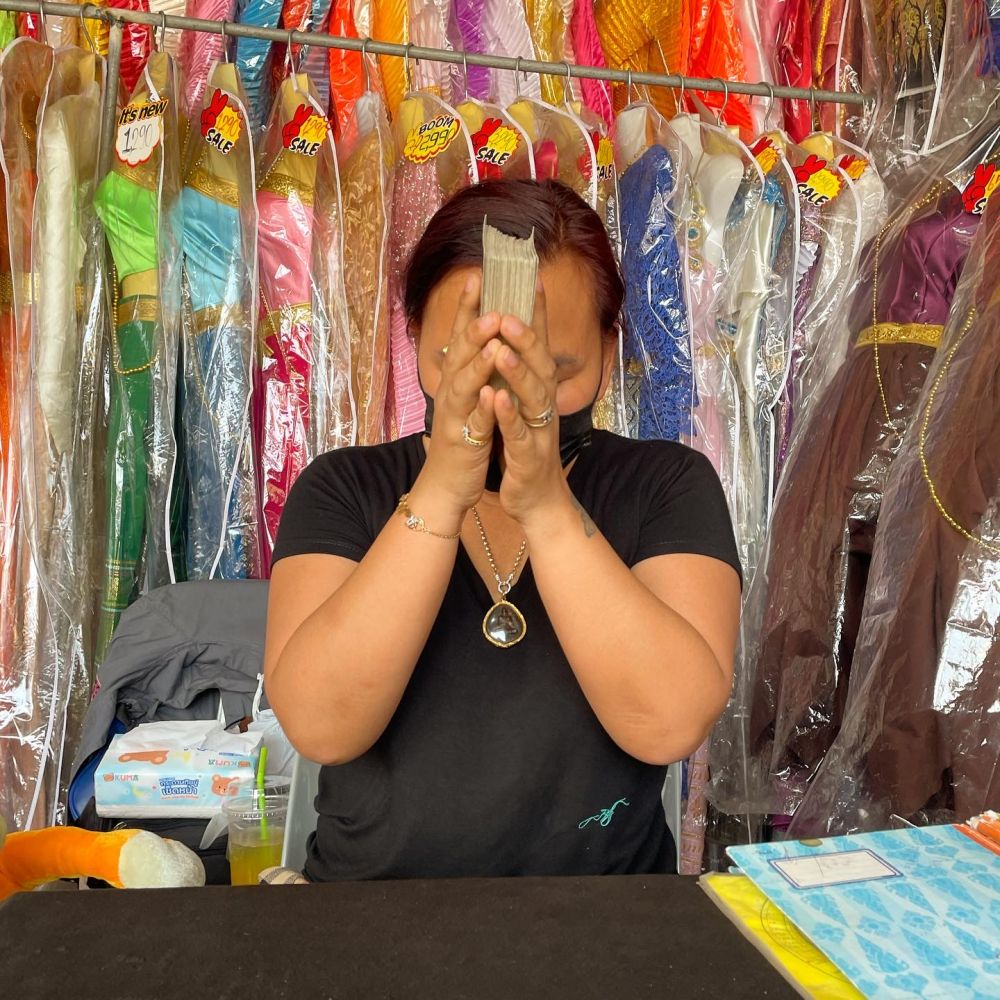 オンライン＜ZOOM＞でどこからでも♪【特価】アナ雪を押さえたNo.1映画「メー・ナーク」のお寺でタロット占い(バンコク発)  3