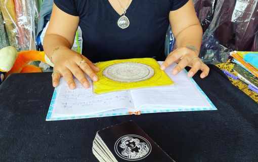 オンライン＜ZOOM＞でどこからでも♪【特価】アナ雪を押さえたNo.1映画「メー・ナーク」のお寺でタロット占い(バンコク発)  4