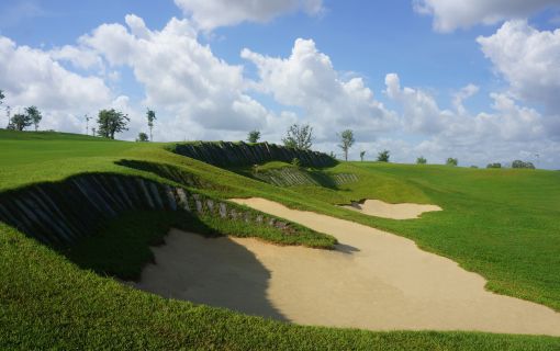 ローリングヒル・コース