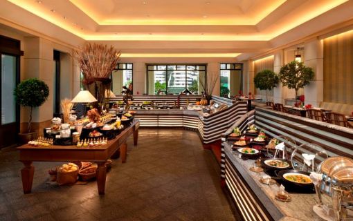 リバーカフェ＆テラス@ザ・ペニンシュラ・バンコク（インターナショナル・ビュッフェ料理, バンコク） 4