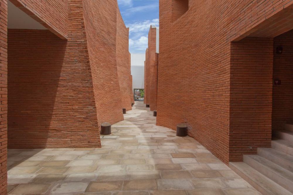 【バンコク発】ご自宅からの送迎付 アユタヤ1泊2日の旅 2