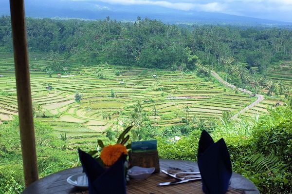 ブサキ寺院インスタ映えツアー 3
