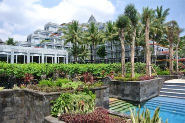 【バリ島発】2泊3日ジョグジャカルタ・世界遺産&ソロ秘境遺跡 7