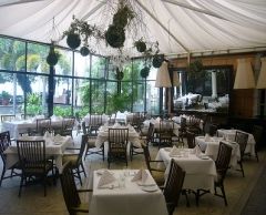 混乗車プラン（コロニアル調のお洒落な32レストラン│自分へのご褒美！ラストデー・プラン＜午前・午後発半日観光＞） 1