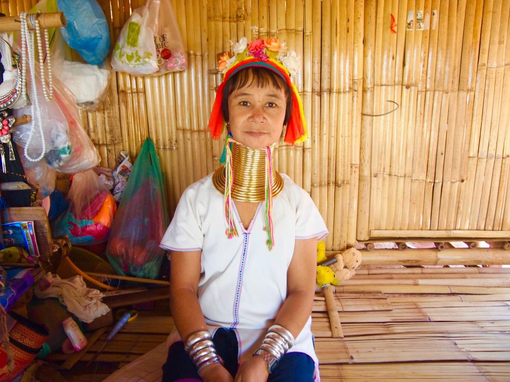 【バンコク発】バンコクでも会えます！首長族とダムヌンサドゥアック水上マーケット（タイ料理ランチ付プランあり） 2