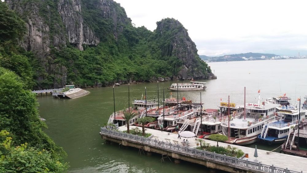【ハノイ発】いいとこ取り!バッチャン陶器村&世界遺産ハロン湾 (往復高速利用) 11