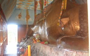 クーレン山　ワットプレアントンの涅槃仏
