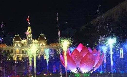 【ホーチミン発】夜のホーチミン散策 ＜夕食付き＞ 3