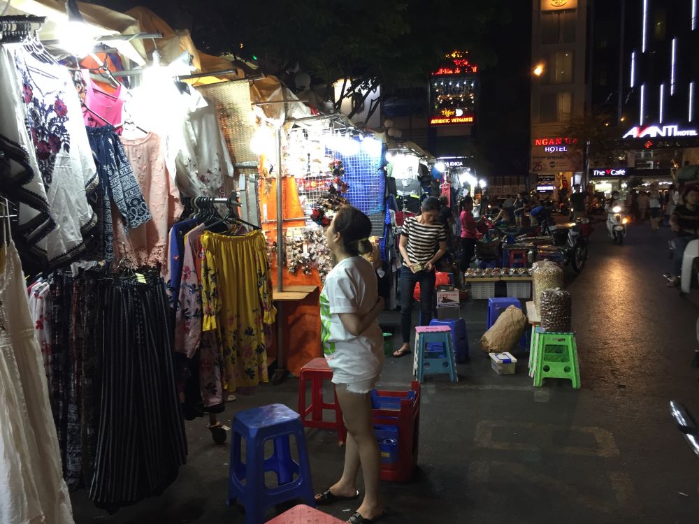 【ホーチミン発】夜のホーチミン散策 ＜夕食付き＞ 4