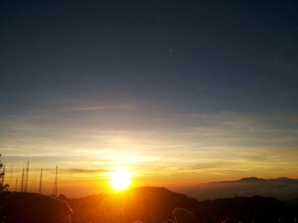 【バリ島発】 ブロモ山サンライズ鑑賞&魅惑の青い炎が揺らめくイジェン山ツアー2泊3日 5