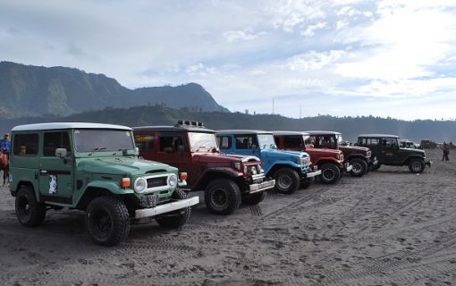 【バリ島発】 ブロモ山サンライズ鑑賞&魅惑の青い炎が揺らめくイジェン山ツアー2泊3日 3