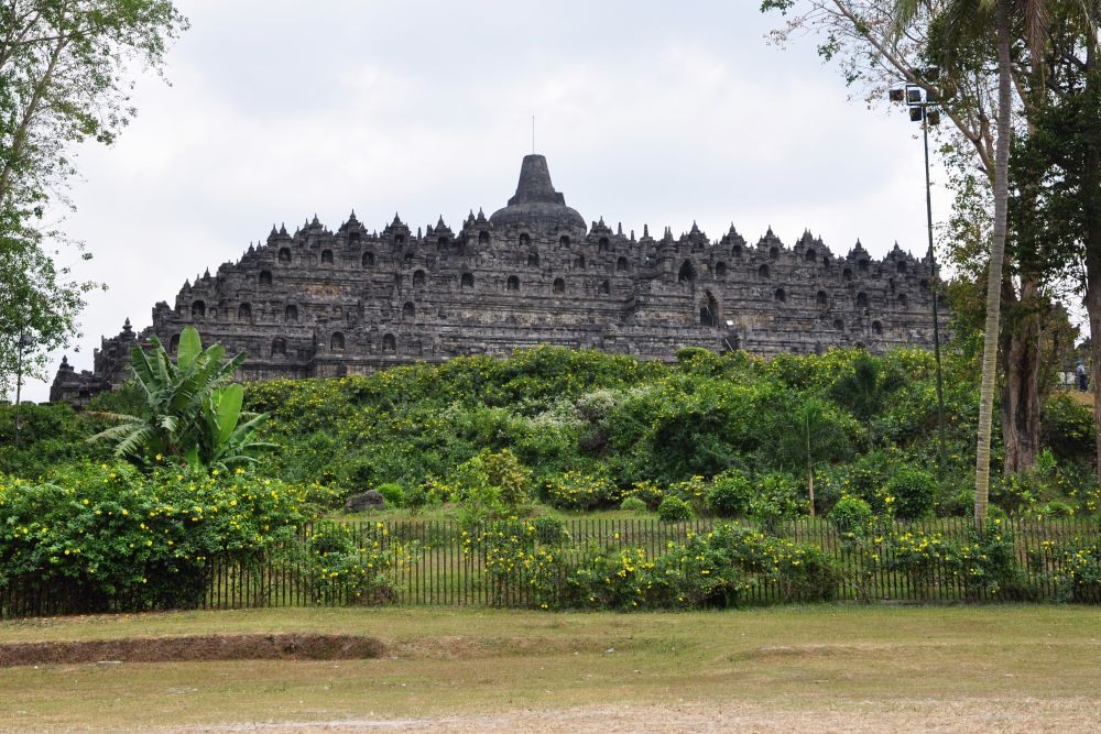 【ジャカルタ発】インドネシアの3大世界遺産ボロブドゥール遺跡、プランバナン遺跡、サンギラン初期人類遺跡を巡る2泊3日ツアー 6