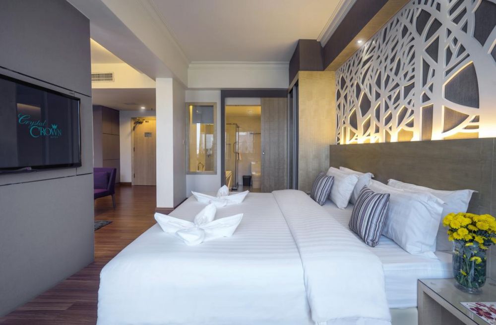 クリスタル クラウン ペタリンジャヤ(ジュニアスイート)10泊11日間 3