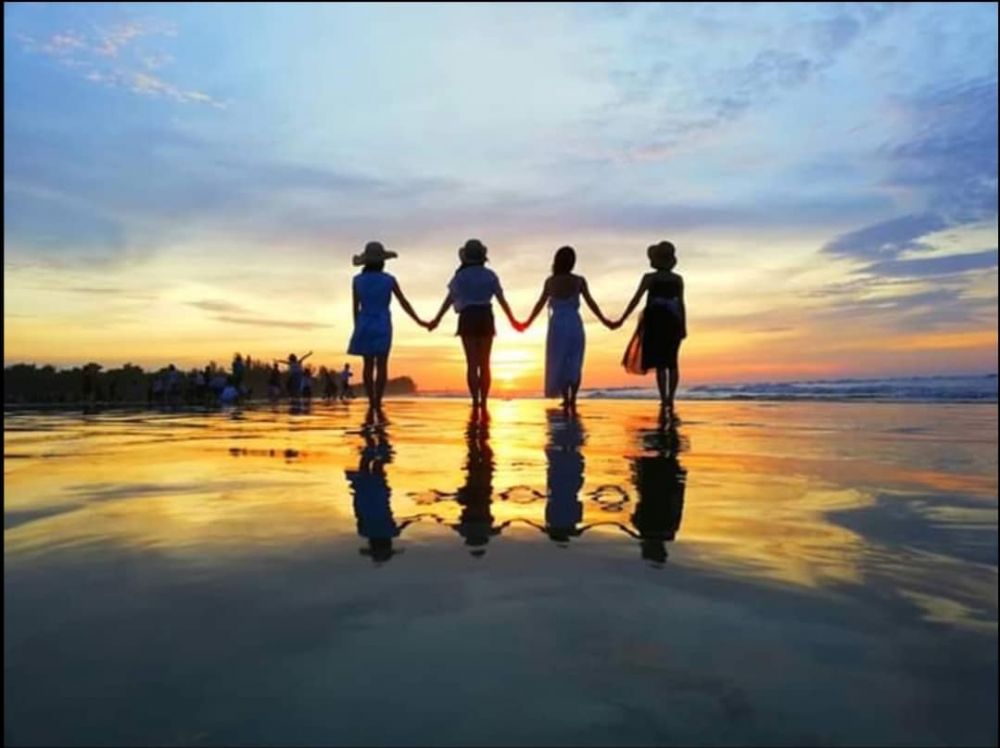 ボルネオの夕暮れショー ～光る蛍と森の仲間たち～（コタキナバル発） 2