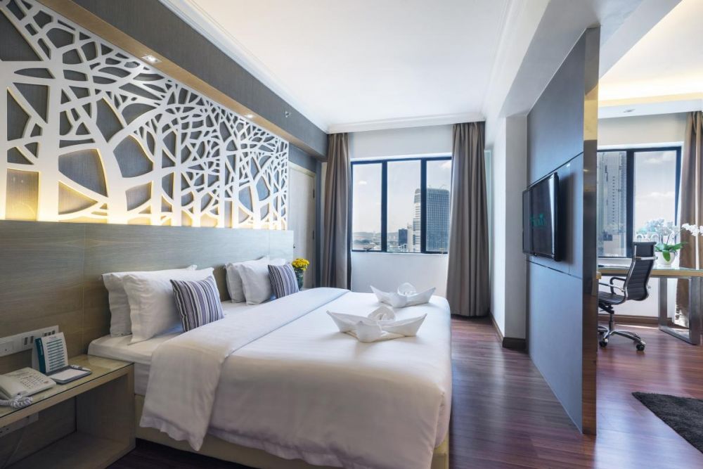 クリスタル クラウン ペタリンジャヤ(ジュニアスイート)10泊11日間 1