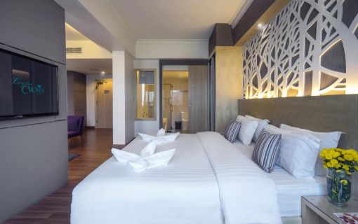 クリスタル クラウン ペタリンジャヤ(ジュニアスイート)10泊11日間 3