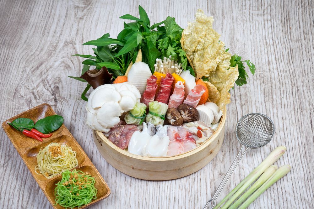 コカ・スリウォン店 (タイスキ料理, バンコク) 8