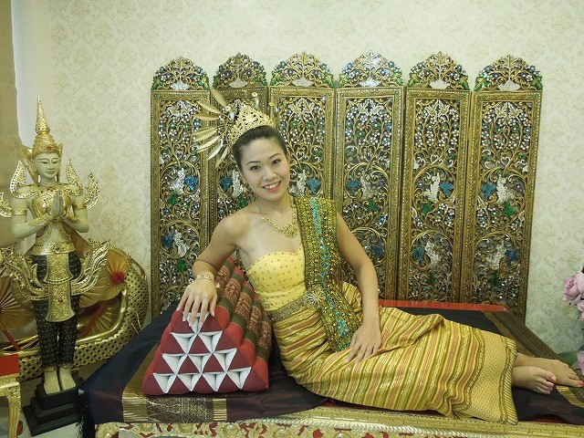 ITDAタイ文化交流センター (タイ民族衣装で記念撮影, バンコク) 7