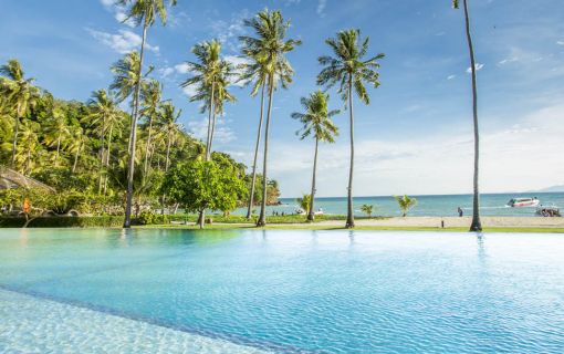 Phi Phi Island Village 