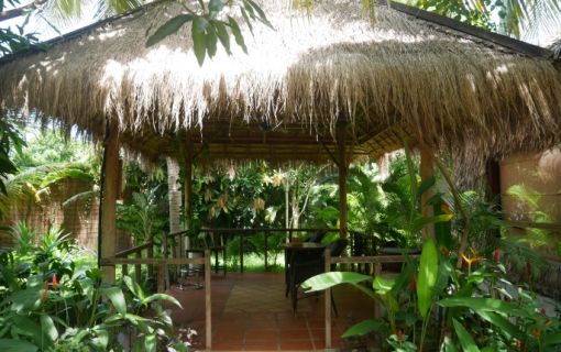 ハーブ製品の作成とお祈り体験 7