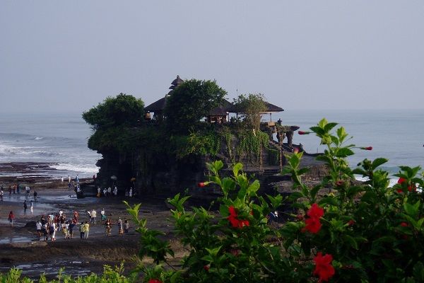 タナロット寺院サンセットディナー 2